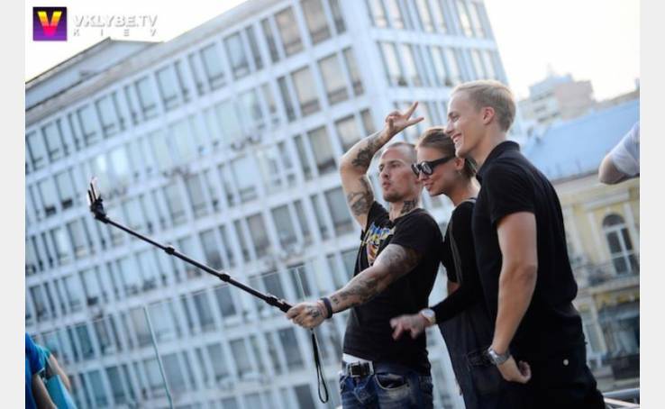 #НаКавуЗПростоРадіо, Коля Серга image-11