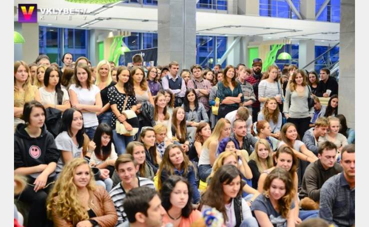 #НаКавуЗПростоРадіо, Bahroma image-6