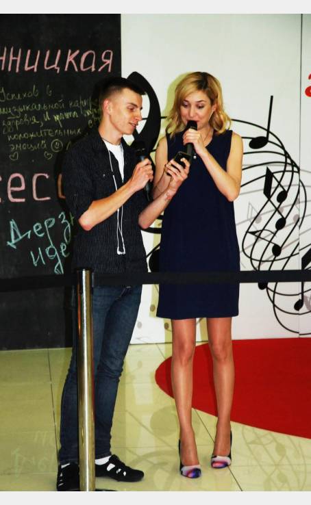 Signing A. Vinnitskaya image-8