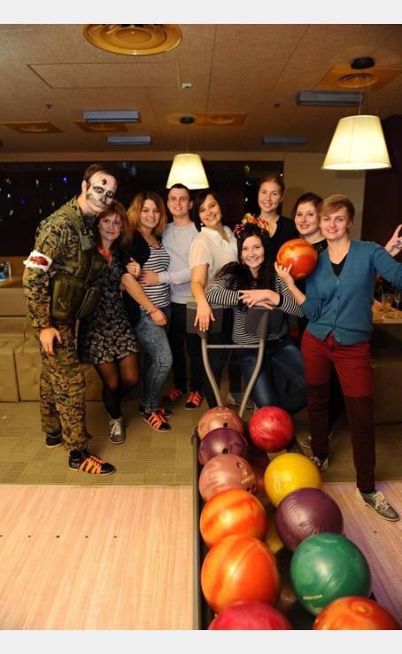 Halloween in Gulliver Bowling image-9