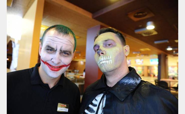 Halloween in Gulliver Bowling image-17
