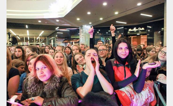 Find yourself on holiday image-9