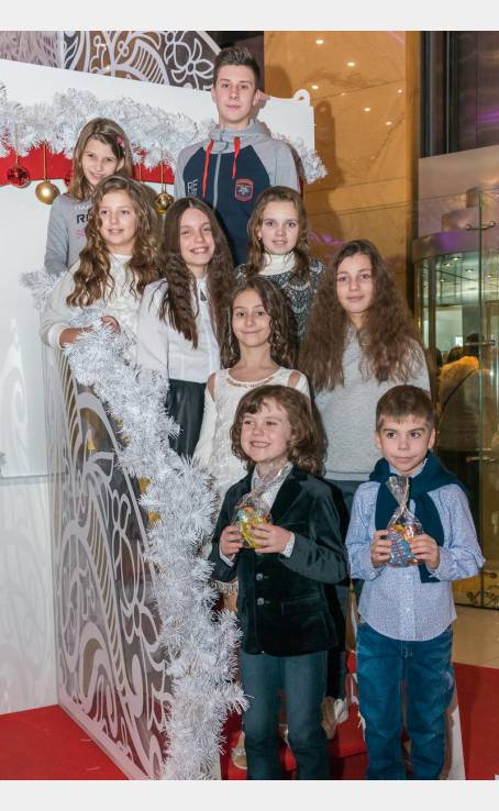 Opening of the Christmas tree image-18