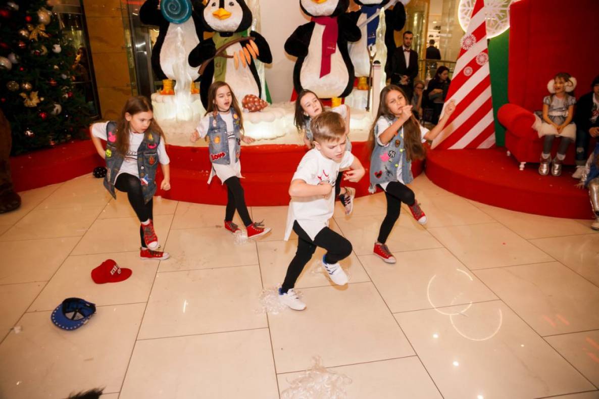 Opening of the Christmas tree image-18