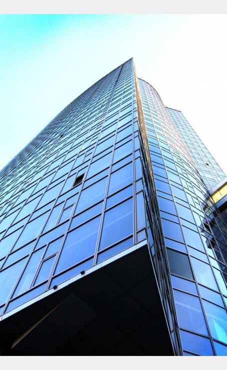 Gulliver in the sky image-13