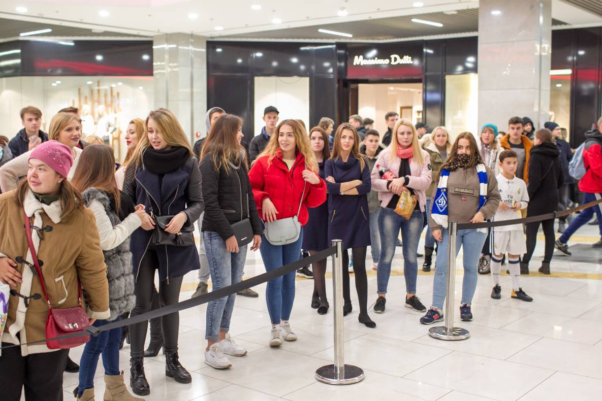 Группа Dilemma в ТРЦ Gulliver image-53