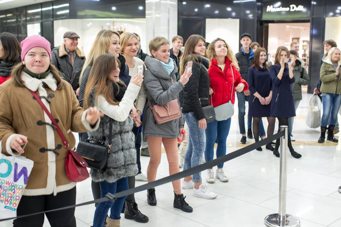 Группа Dilemma в ТРЦ Gulliver image-55