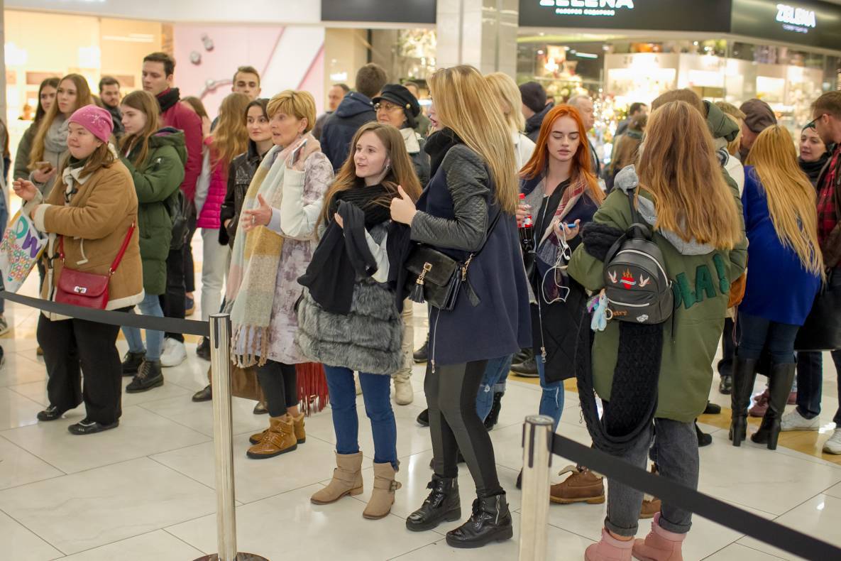 Группа Dilemma в ТРЦ Gulliver image-67