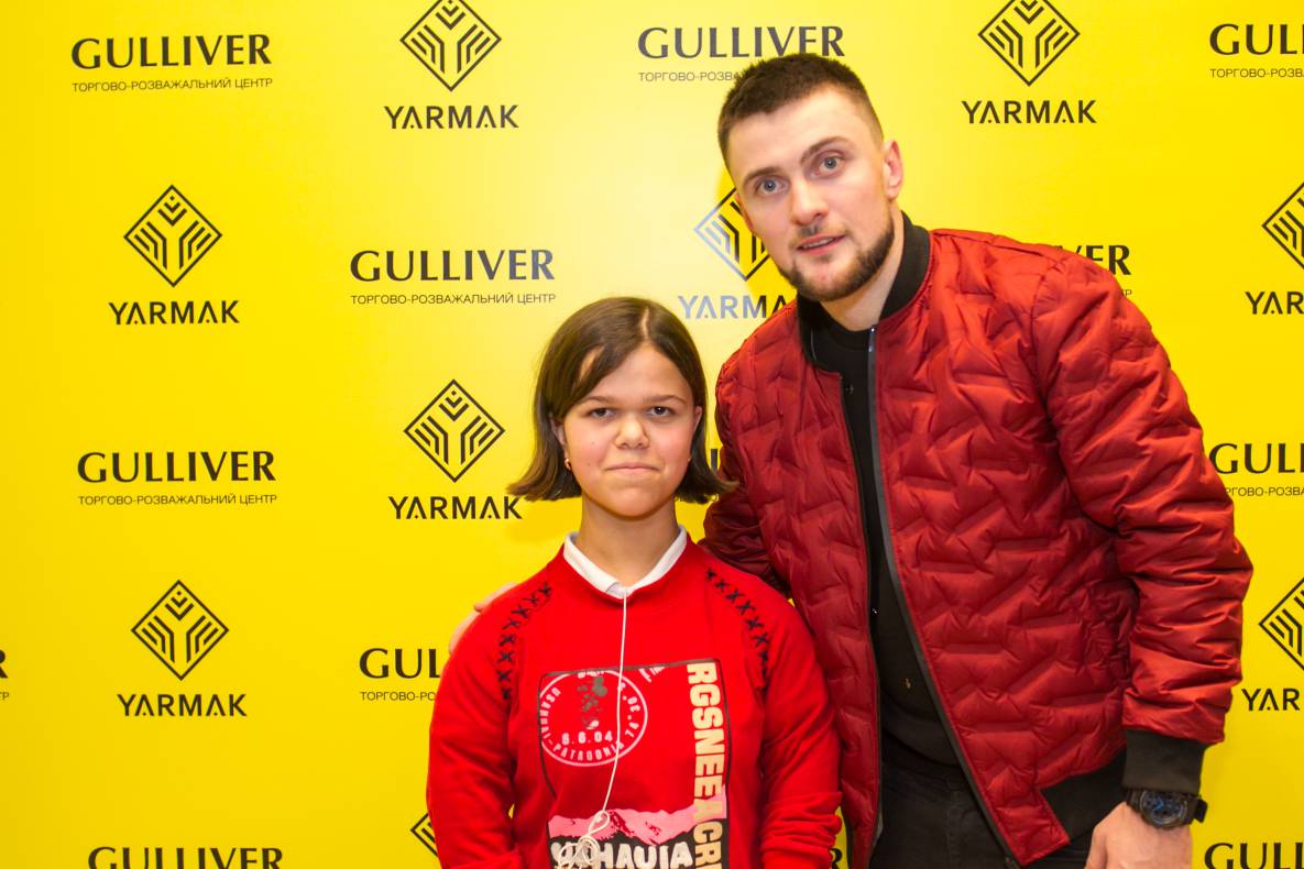 Yarmak in Gulliver image-54