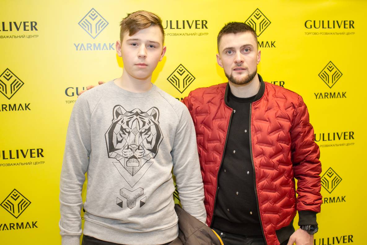 Yarmak in Gulliver image-86