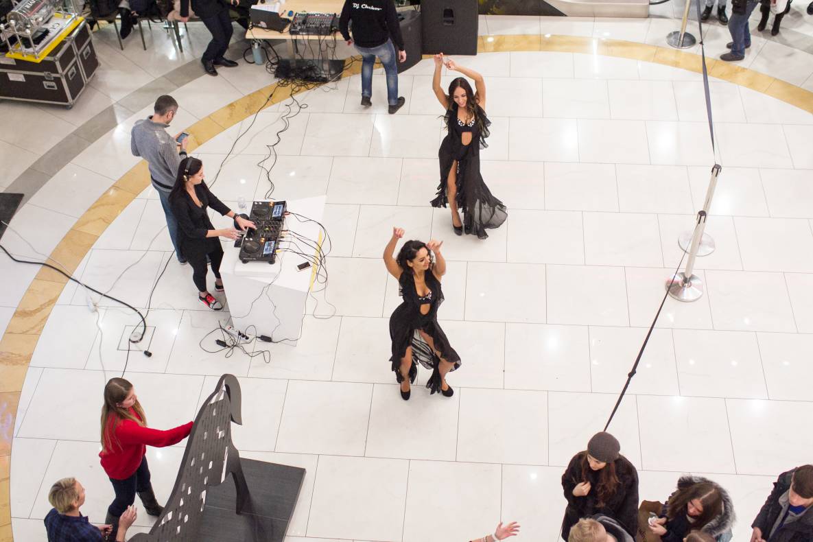 Black Friday - 2017 image-47