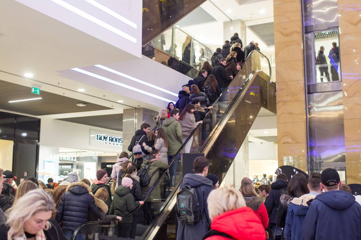 Black Friday - 2017 image-48