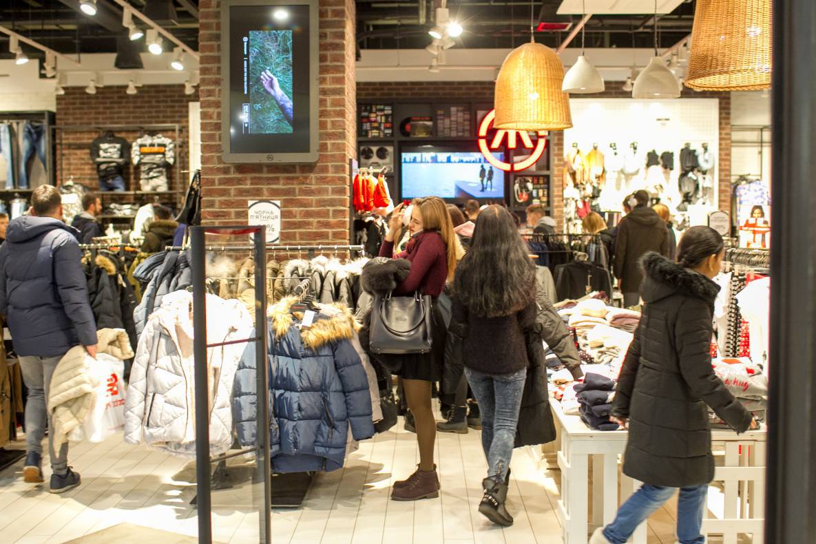 Black Friday - 2017 image-67