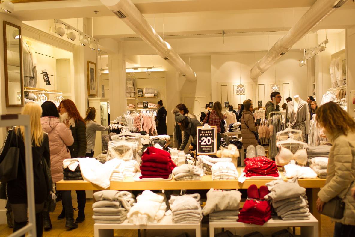 Black Friday - 2017 image-125