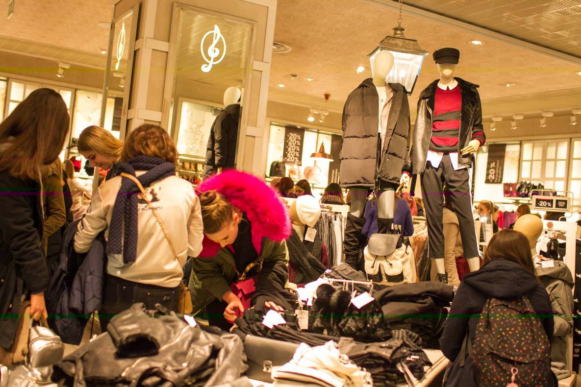 Black Friday - 2017 image-188