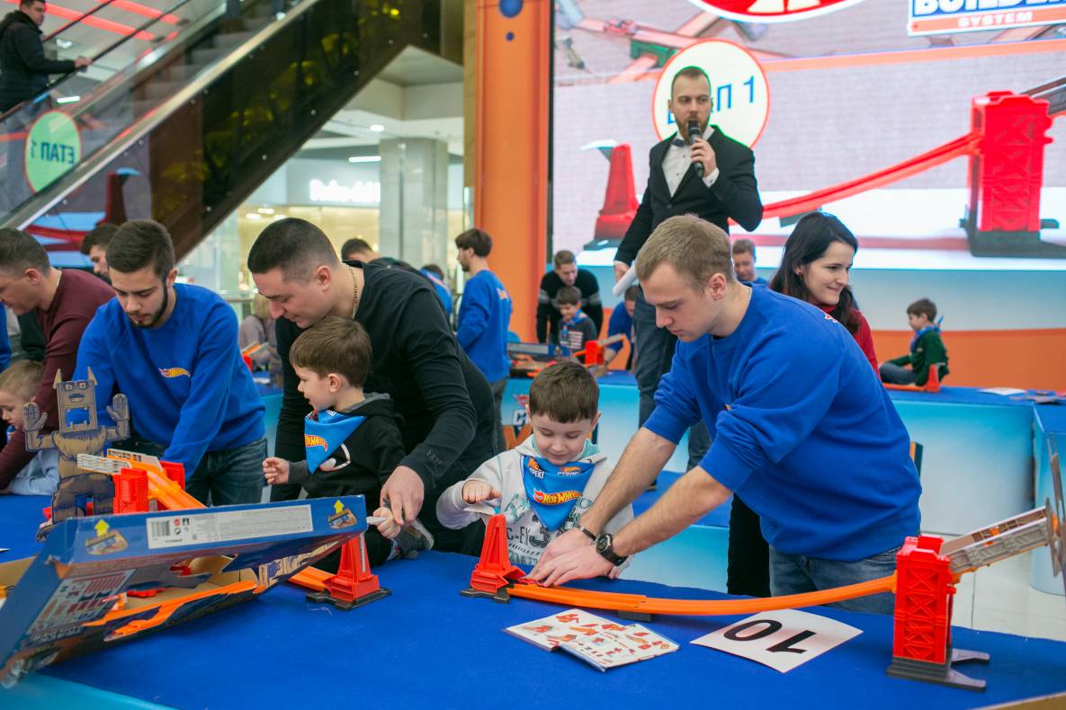 FIRST IN THE HISTORY OF THE RACK HOT WHEELS image-1