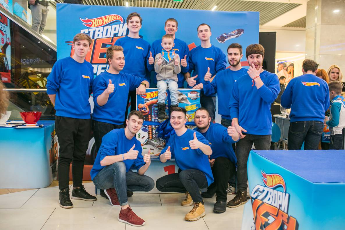 FIRST IN THE HISTORY OF THE RACK HOT WHEELS image-11