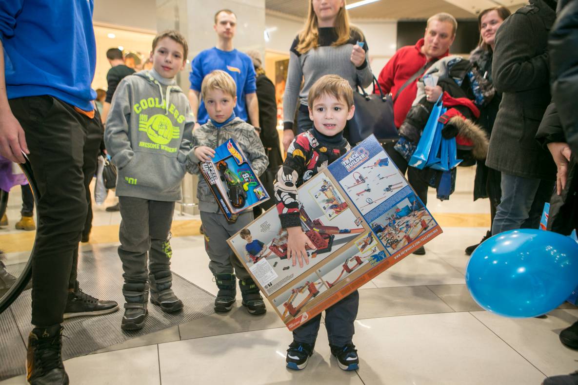 FIRST IN THE HISTORY OF THE RACK HOT WHEELS image-31