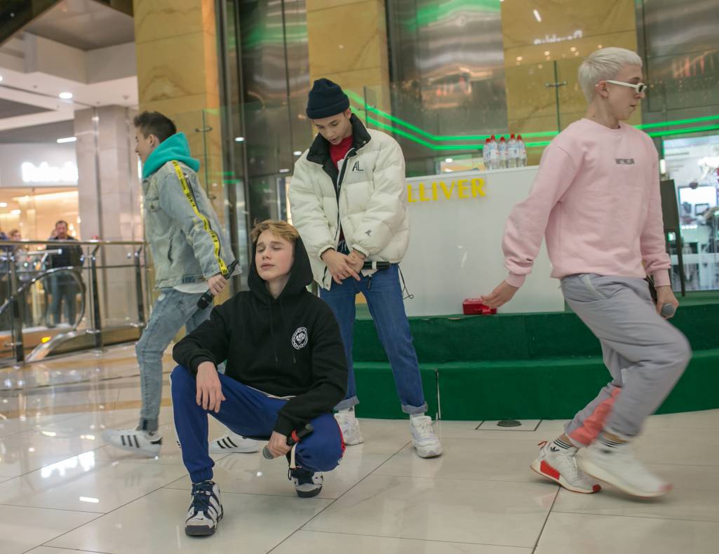 АВТОГРАФ СЕССИЯ И LIVE ВЫСТУПЛЕНИЕ МОЛОДЕЖНОЙ ГРУППЫ DSIDE BAND image-25