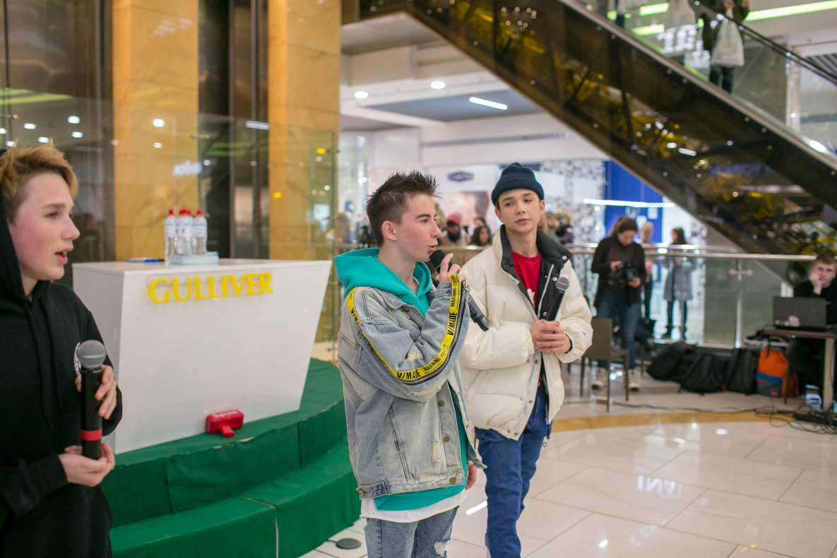 АВТОГРАФ СЕССИЯ И LIVE ВЫСТУПЛЕНИЕ МОЛОДЕЖНОЙ ГРУППЫ DSIDE BAND image-76