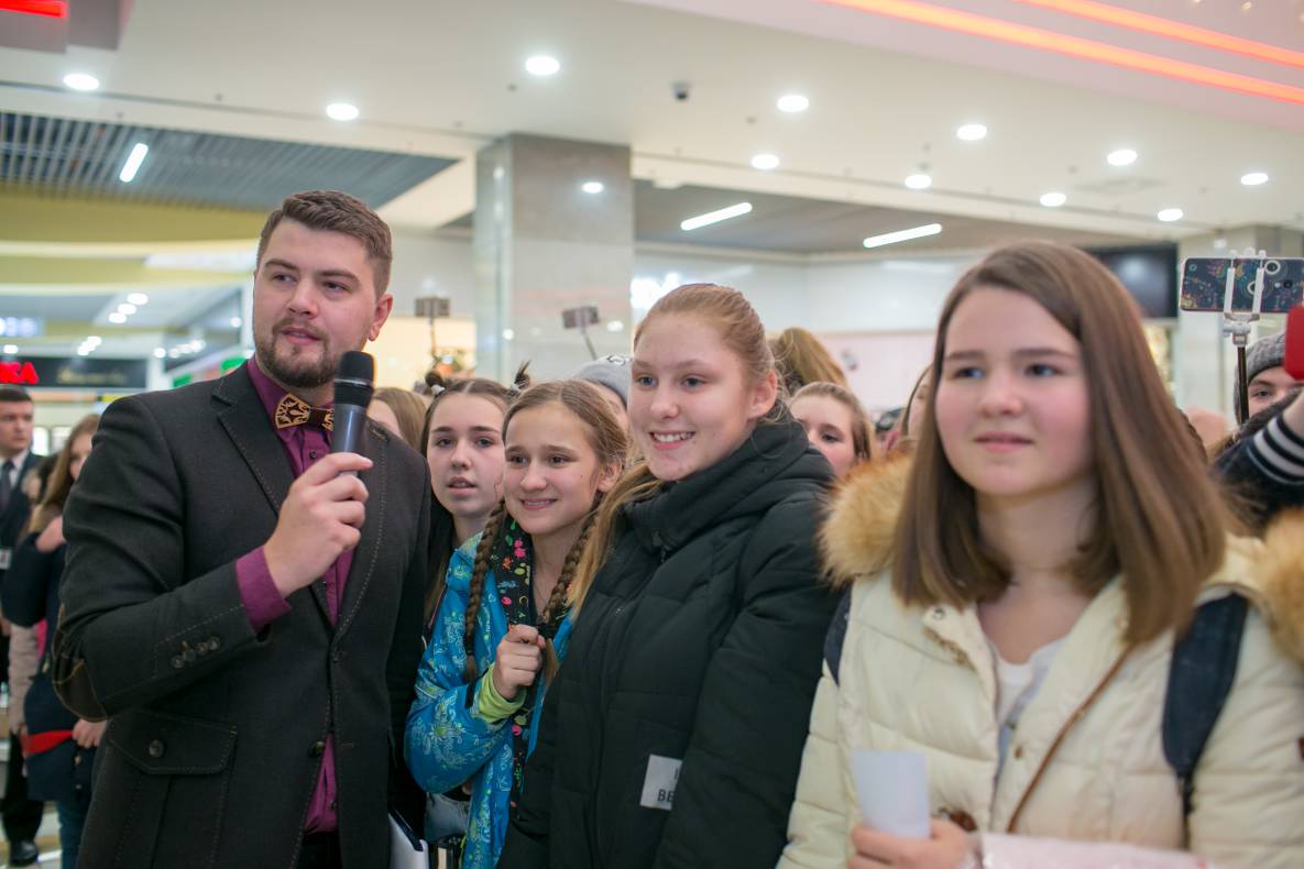 АВТОГРАФ СЕССИЯ И LIVE ВЫСТУПЛЕНИЕ МОЛОДЕЖНОЙ ГРУППЫ DSIDE BAND image-85