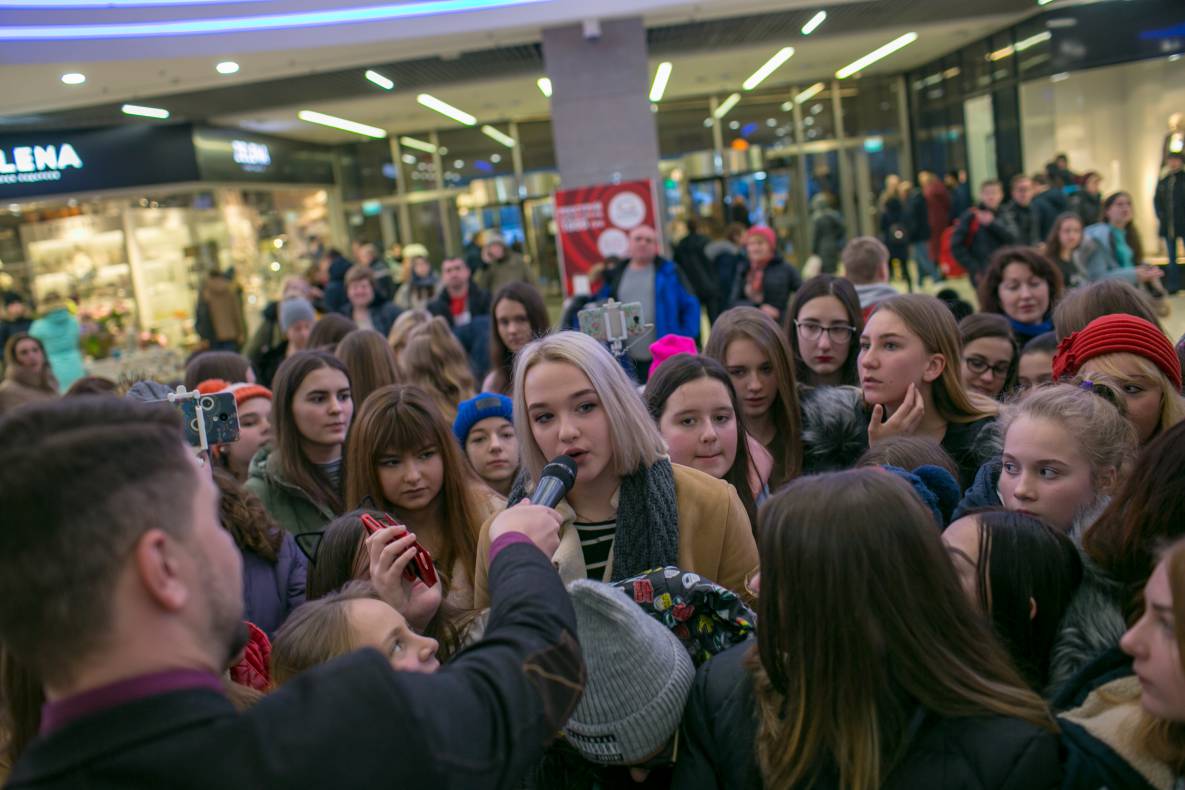 АВТОГРАФ СЕССИЯ И LIVE ВЫСТУПЛЕНИЕ МОЛОДЕЖНОЙ ГРУППЫ DSIDE BAND image-95