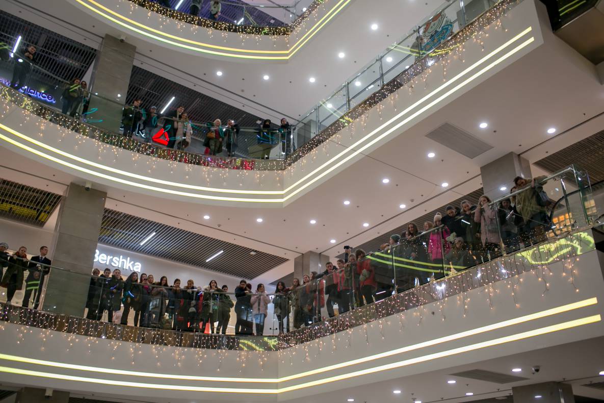 АВТОГРАФ СЕССИЯ И LIVE ВЫСТУПЛЕНИЕ МОЛОДЕЖНОЙ ГРУППЫ DSIDE BAND image-105