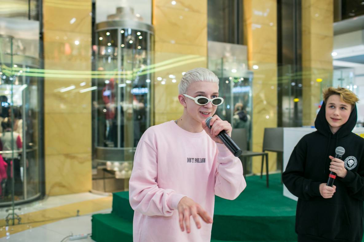 АВТОГРАФ СЕССИЯ И LIVE ВЫСТУПЛЕНИЕ МОЛОДЕЖНОЙ ГРУППЫ DSIDE BAND image-106