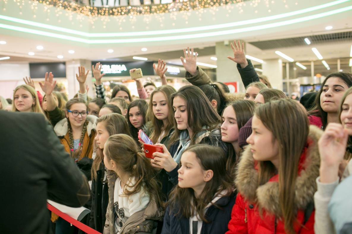 АВТОГРАФ СЕССИЯ И LIVE ВЫСТУПЛЕНИЕ МОЛОДЕЖНОЙ ГРУППЫ DSIDE BAND image-108