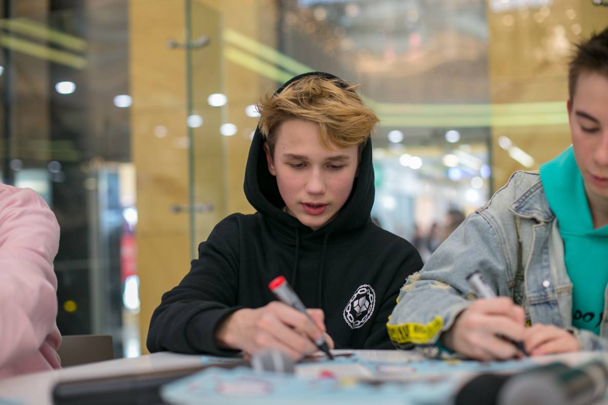 АВТОГРАФ СЕССИЯ И LIVE ВЫСТУПЛЕНИЕ МОЛОДЕЖНОЙ ГРУППЫ DSIDE BAND image-146