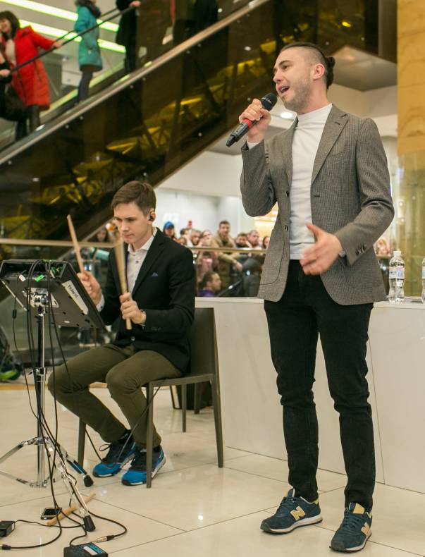 Фан-встреча с актерами самого популярного украинского сериала Школа image-12