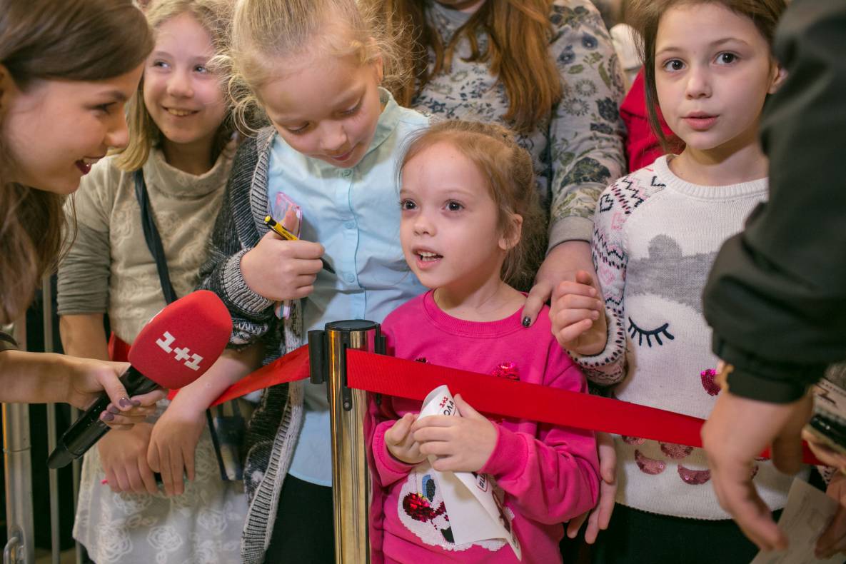 Фан-встреча с актерами самого популярного украинского сериала Школа image-20