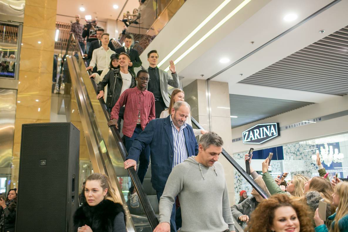 Фан-встреча с актерами самого популярного украинского сериала Школа image-58