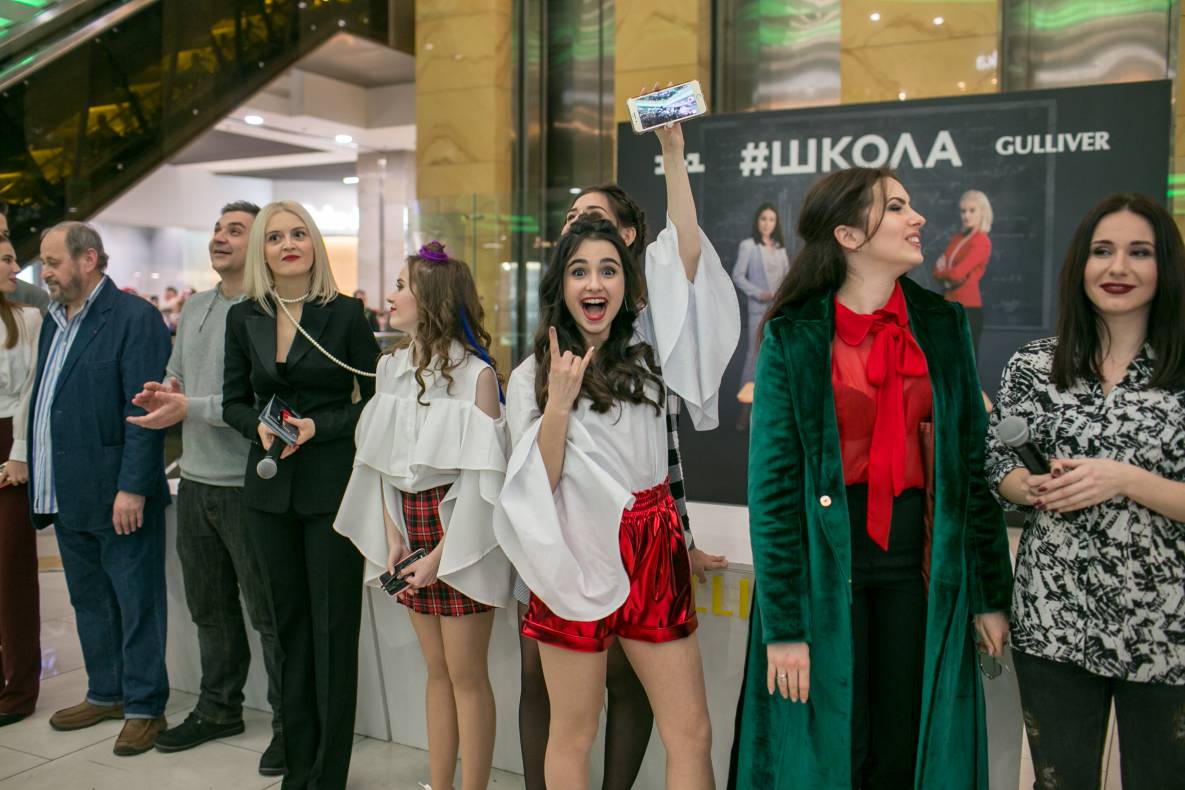 Фан-встреча с актерами самого популярного украинского сериала Школа image-60