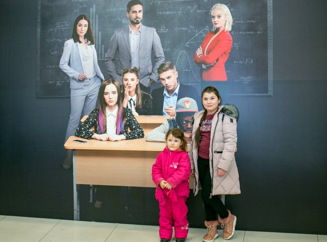 Фан-встреча с актерами самого популярного украинского сериала Школа image-59