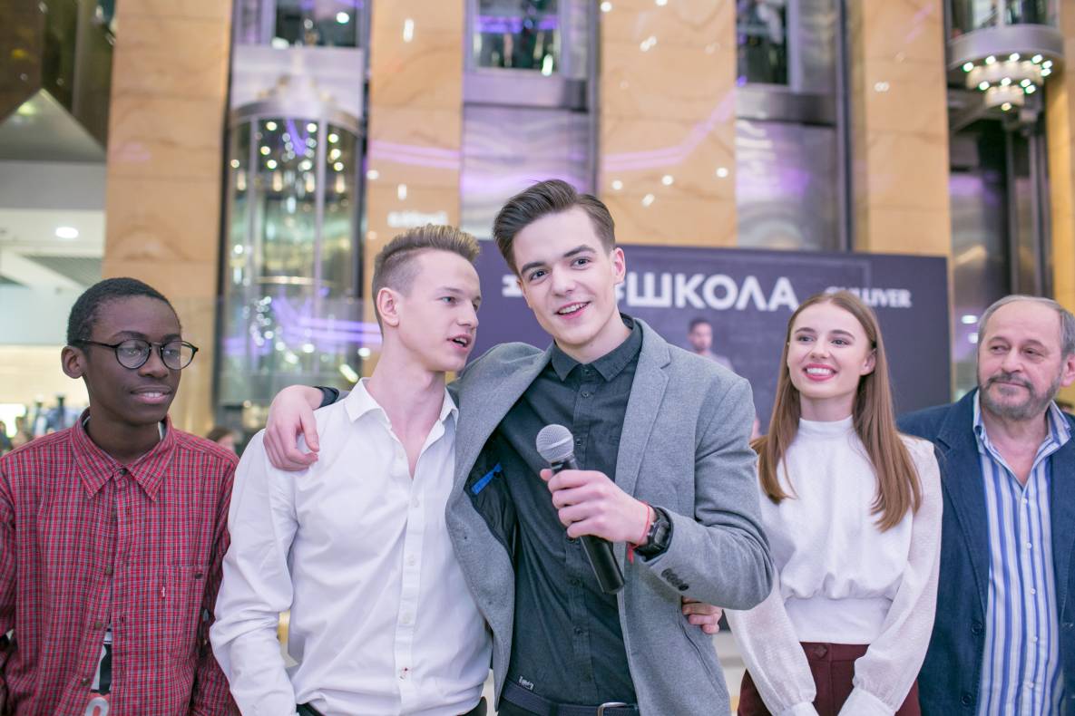 Фан-встреча с актерами самого популярного украинского сериала Школа image-80