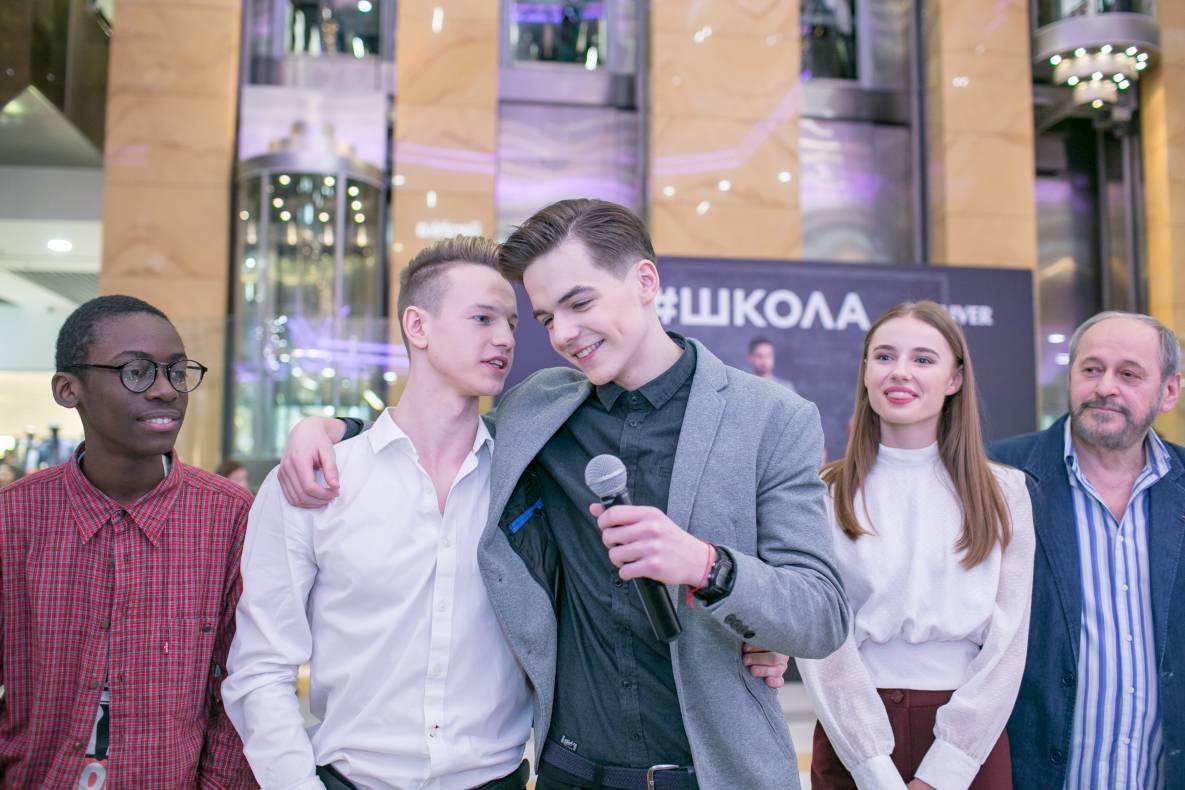 Фан-встреча с актерами самого популярного украинского сериала Школа image-83