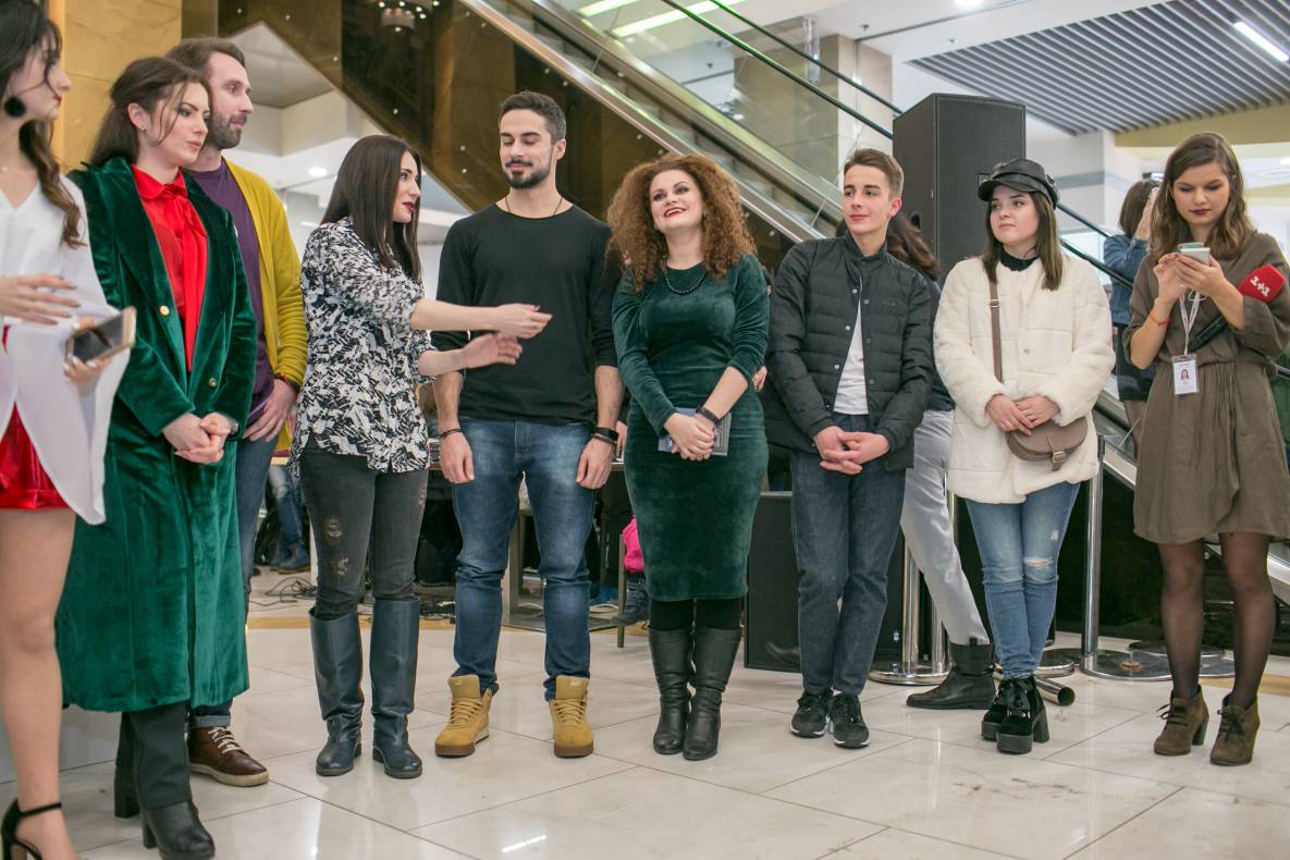 Фан-встреча с актерами самого популярного украинского сериала Школа image-84