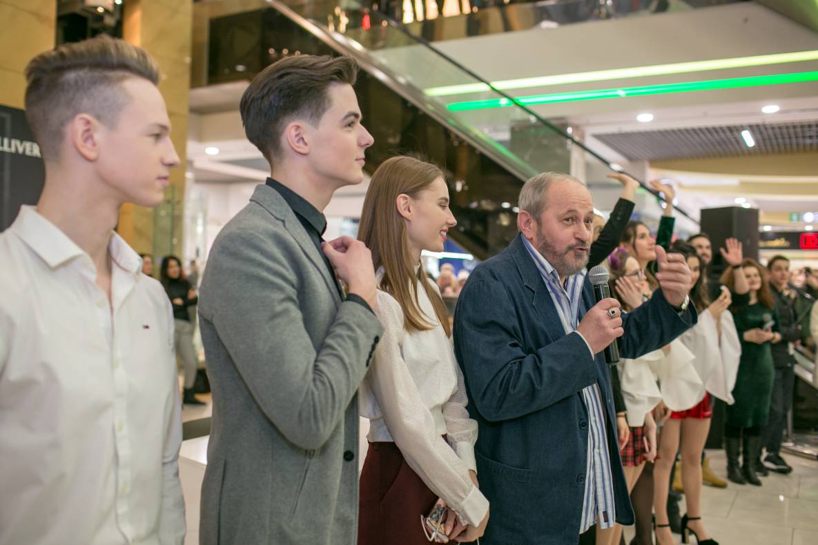 Фан-встреча с актерами самого популярного украинского сериала Школа image-88