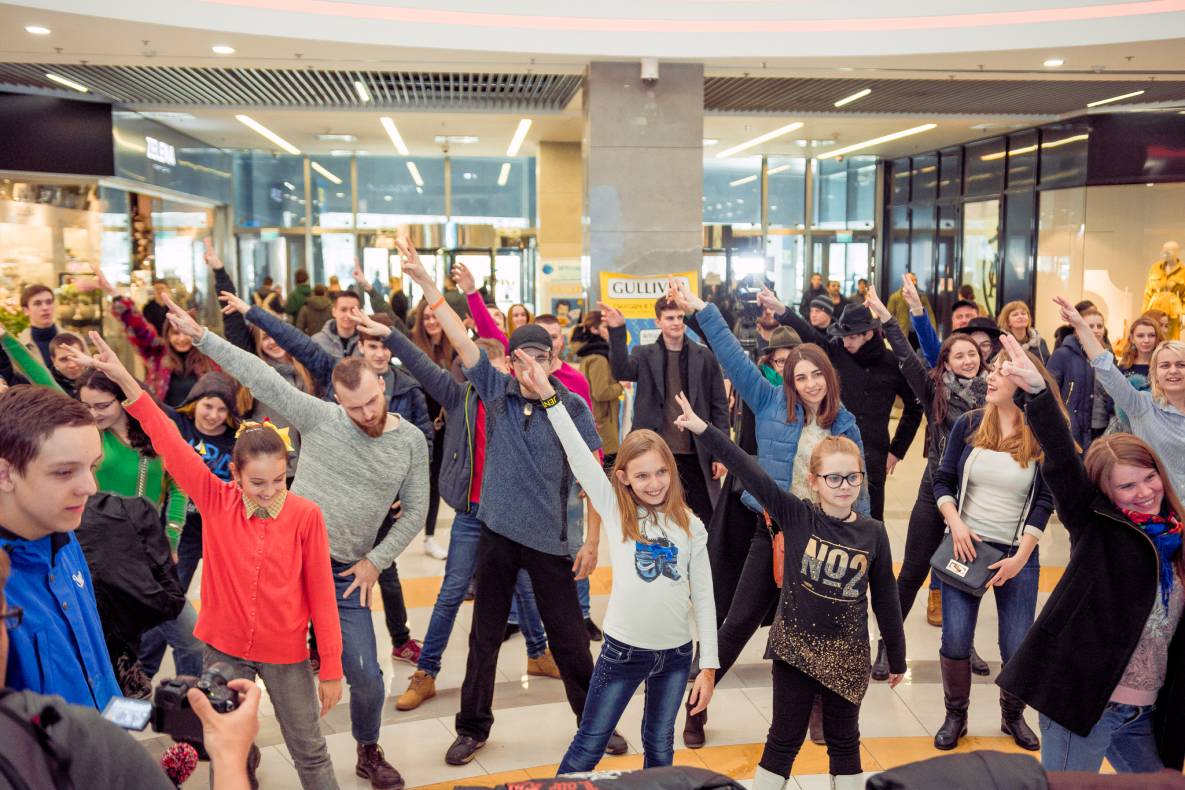 1 апреля в ТРЦ Gulliver с Павлом Зибровым! image-82