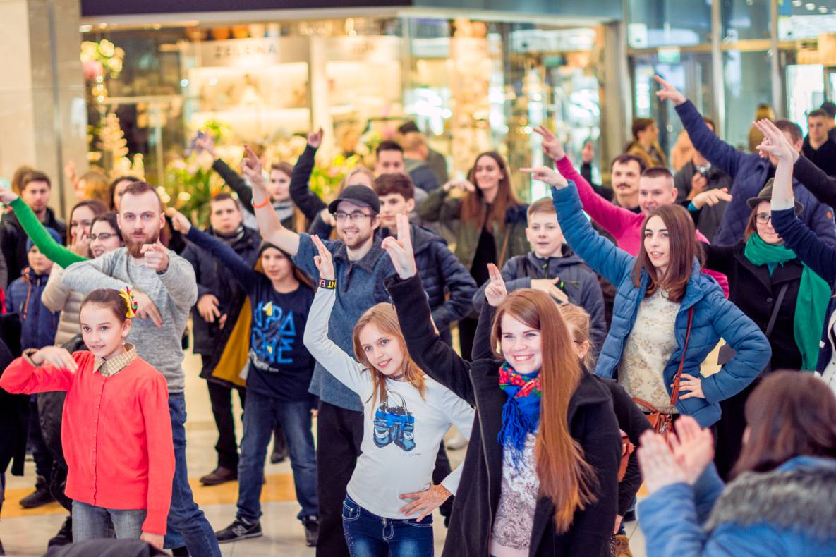 1 апреля в ТРЦ Gulliver с Павлом Зибровым! image-81