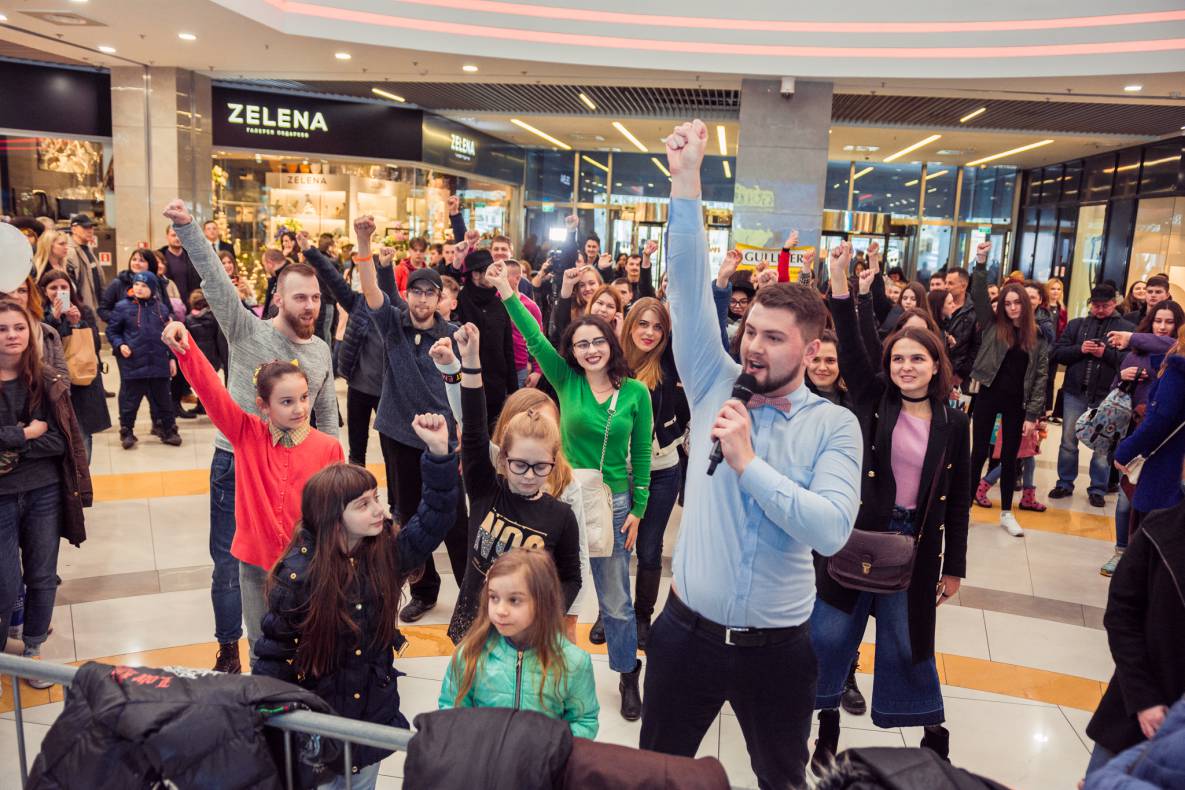 1 апреля в ТРЦ Gulliver с Павлом Зибровым! image-87