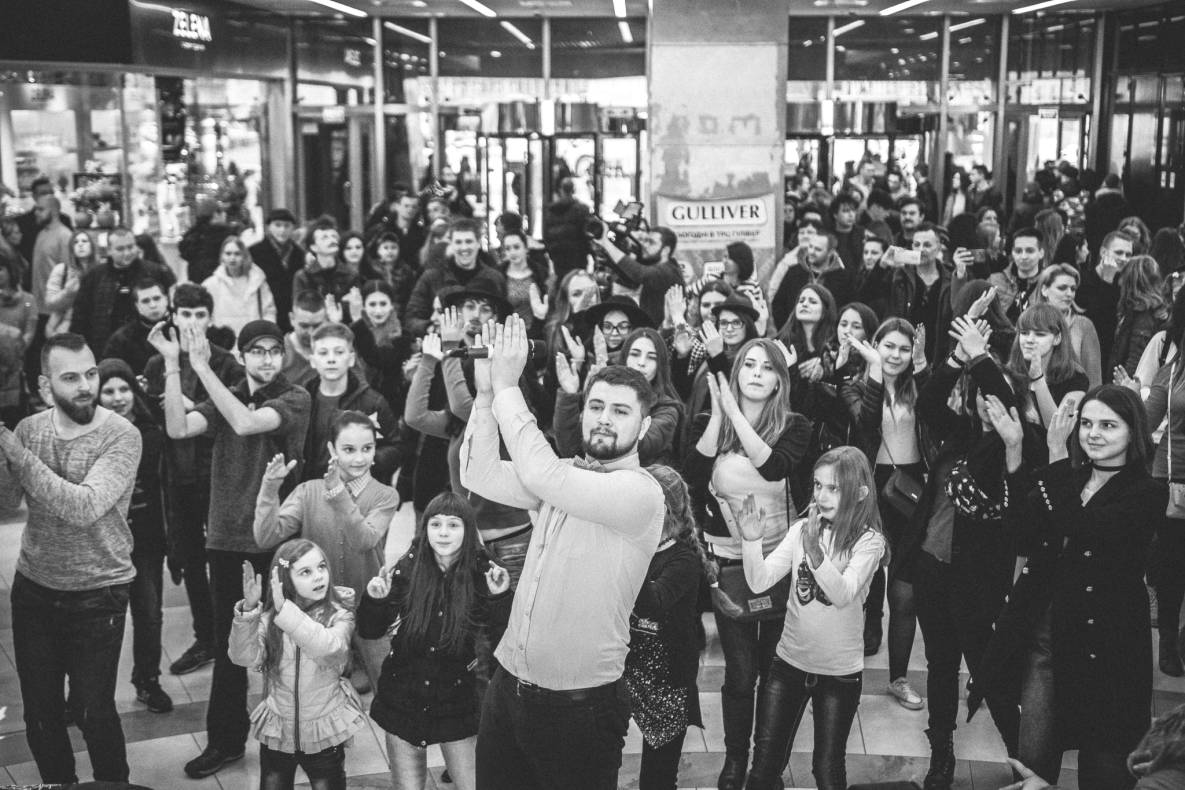 1 апреля в ТРЦ Gulliver с Павлом Зибровым! image-93