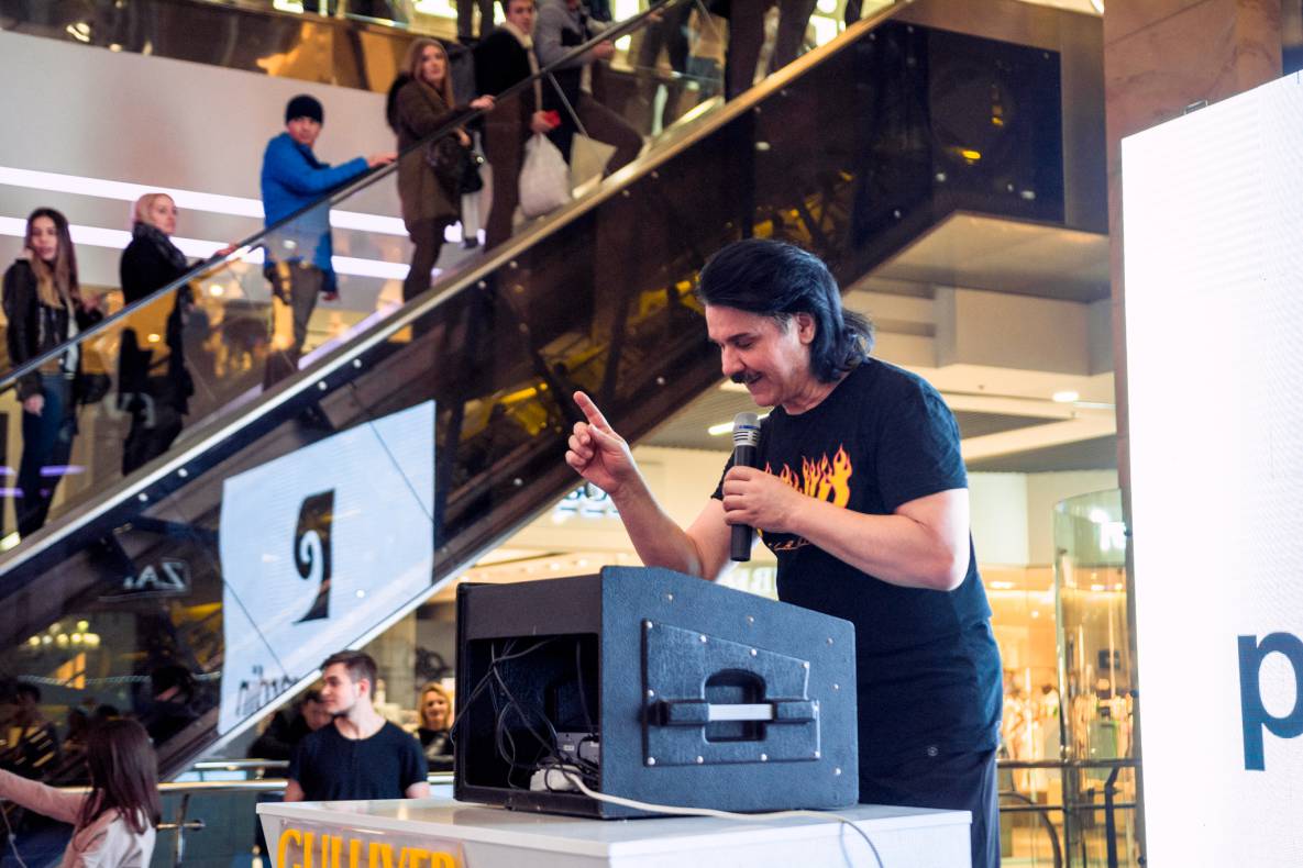 1 апреля в ТРЦ Gulliver с Павлом Зибровым! image-148