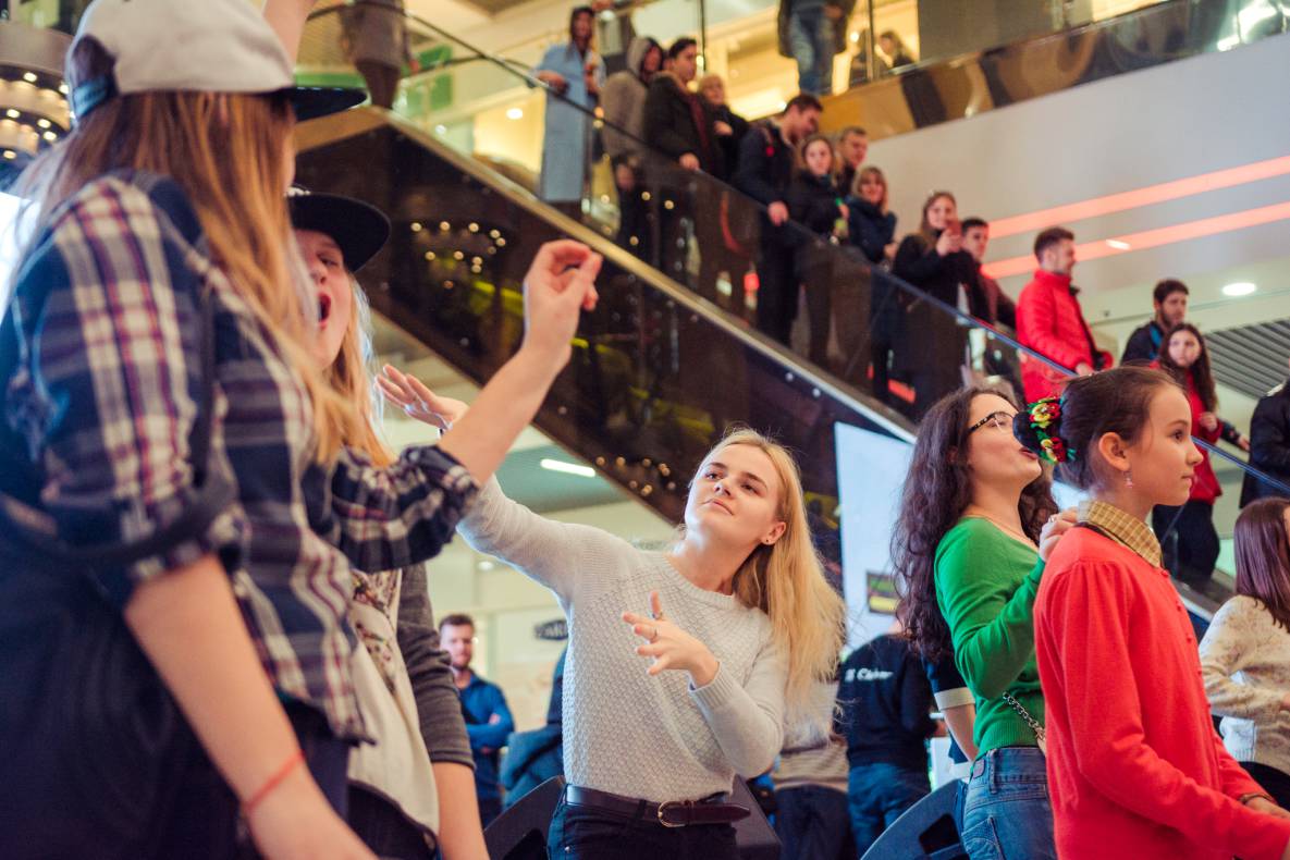 1 апреля в ТРЦ Gulliver с Павлом Зибровым! image-161