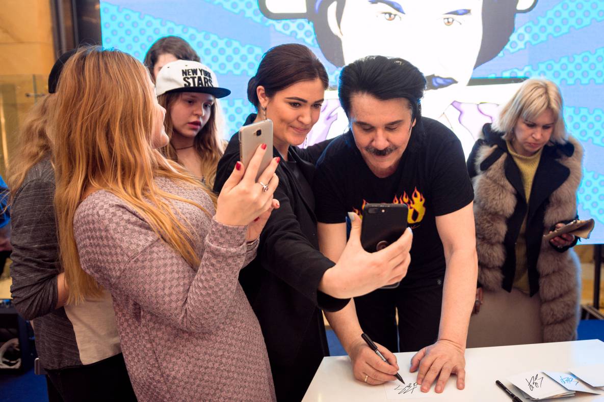 1 апреля в ТРЦ Gulliver с Павлом Зибровым! image-172