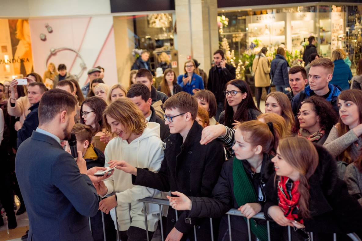 1 апреля в ТРЦ Gulliver с Павлом Зибровым! image-184