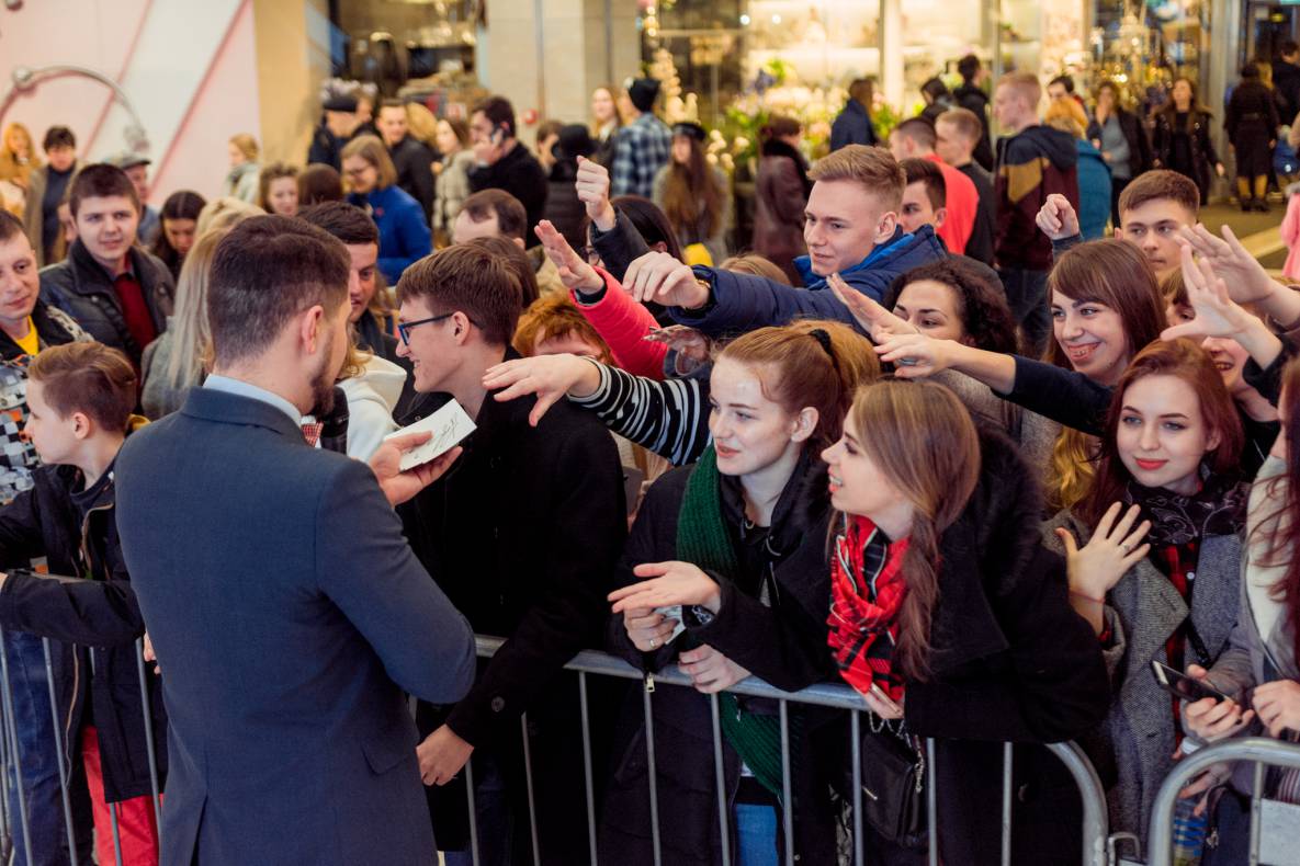 1 апреля в ТРЦ Gulliver с Павлом Зибровым! image-185