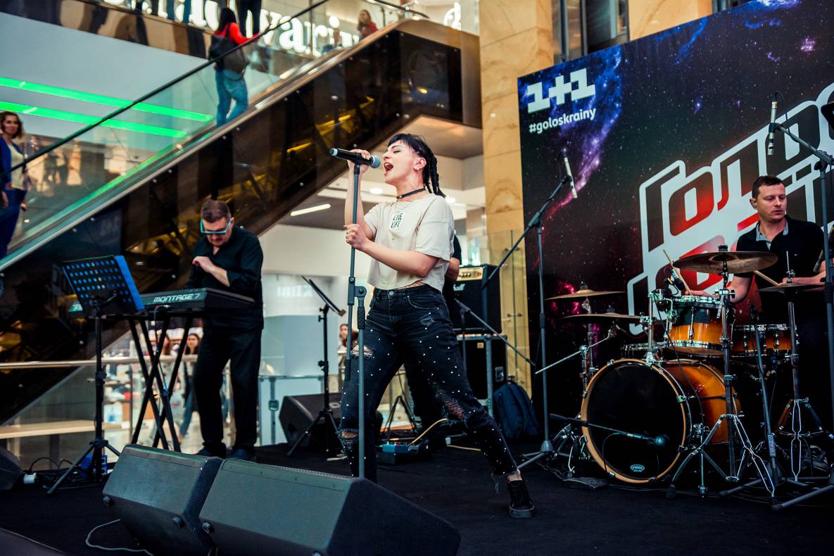 Участники шоу &quot;Голос&quot; в ТРЦ Гулливер! image-20