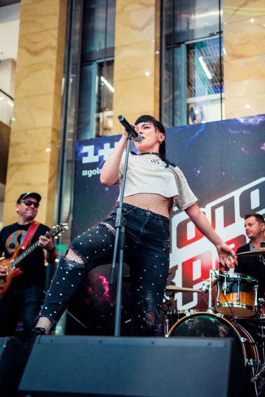 Участники шоу &quot;Голос&quot; в ТРЦ Гулливер! image-21